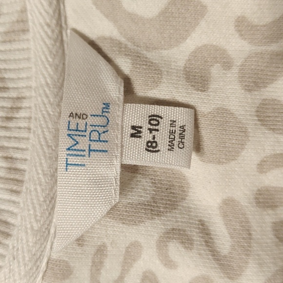 Time and Tru animal print sweatshirt - Picture 6 of 8